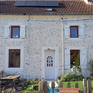les-papillons.hotels-rhonealpes.com/