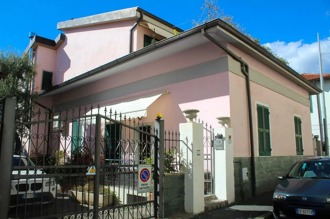 La Casa Dei Fiori Apartment La Spezia